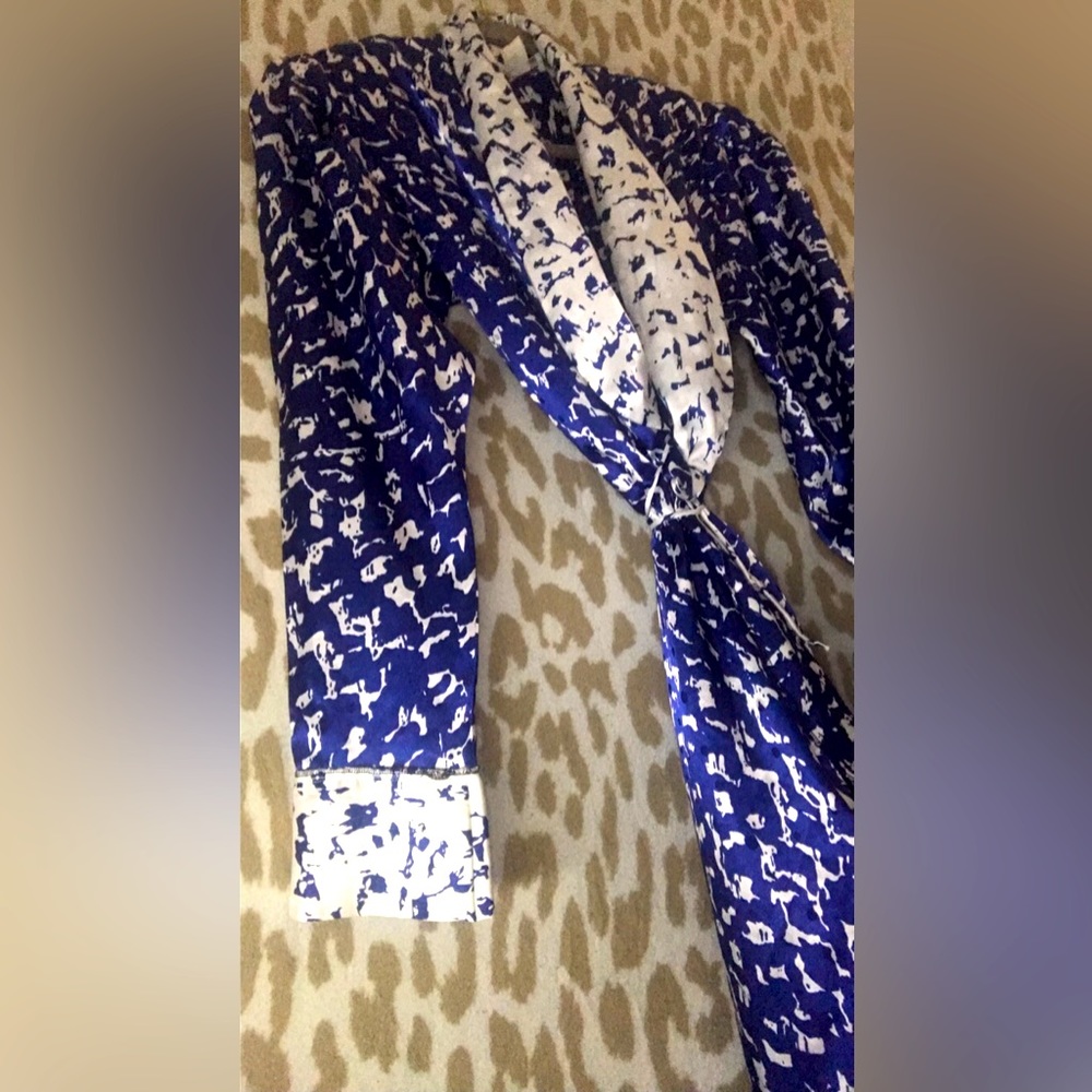 House/Bath Robe